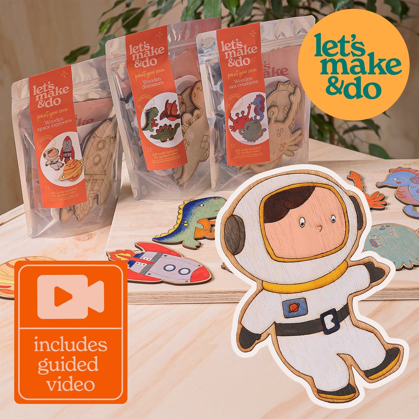 Let's Make & Do Paint Your Own Wooden Space Explorers Kit