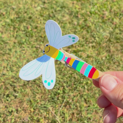 Make It Move - Busy Bugs Craft Kit for Kids